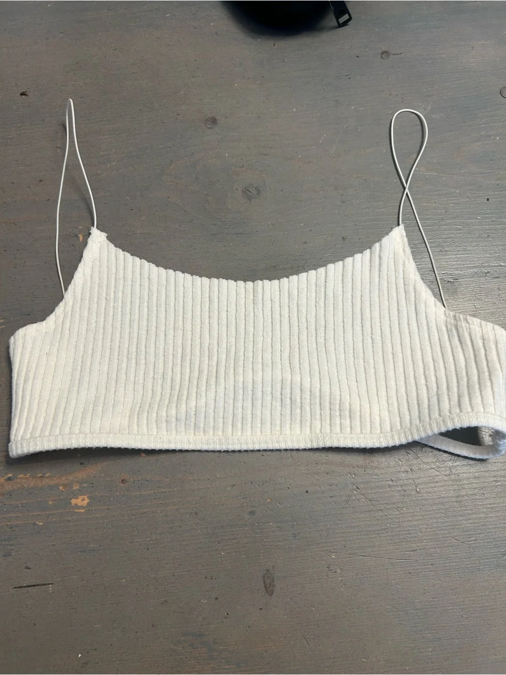 Joah brown crop tank
Soft & sassy - Picture 4 of 9